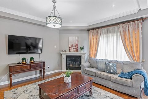 Photo 10 at 91 Capera Drive, Vellore Village, Vaughan