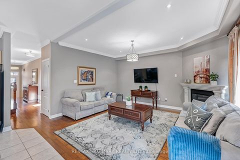 Photo 11 at 91 Capera Drive, Vellore Village, Vaughan