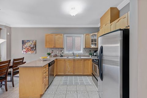 Photo 15 at 91 Capera Drive, Vellore Village, Vaughan