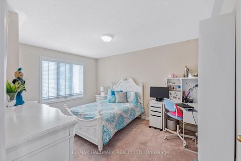 Photo 31 at 91 Capera Drive, Vellore Village, Vaughan