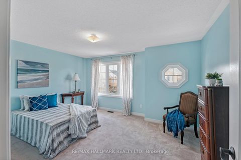 Photo 33 at 91 Capera Drive, Vellore Village, Vaughan