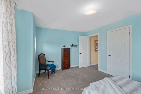 Photo 34 at 91 Capera Drive, Vellore Village, Vaughan