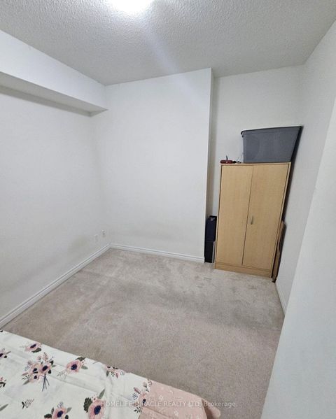 Photo 11 at 417 - 1 Falaise Road, West Hill, Toronto