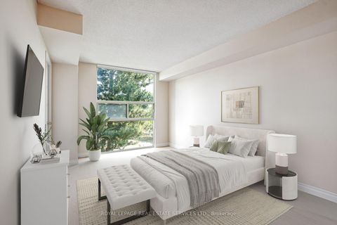 Photo 17 at 417 - 30 Harding Boulevard W, North Richvale, Richmond Hill