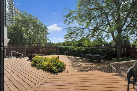 Photo 36 at 417 - 30 Harding Boulevard W, North Richvale, Richmond Hill