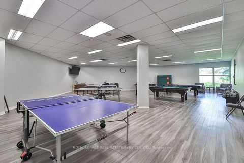Photo 43 at 417 - 30 Harding Boulevard W, North Richvale, Richmond Hill