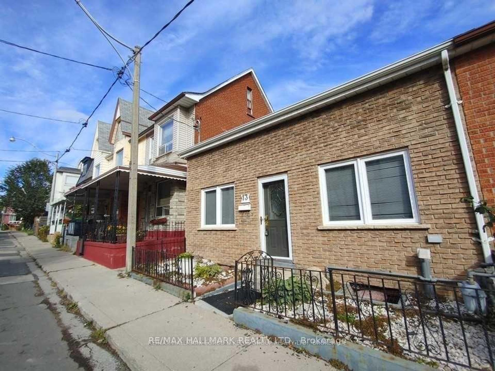 13 Northern Place, Little Portugal, Toronto 