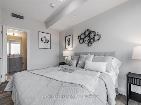 Photo 16 at 1003 - 36 Forest Manor Road, Henry Farm, Toronto