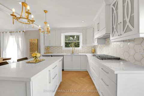 Photo 12 at 125 Elmcrest Road, West Deane, Toronto