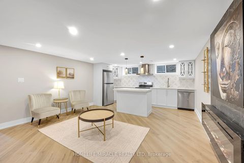 Photo 25 at 125 Elmcrest Road, West Deane, Toronto