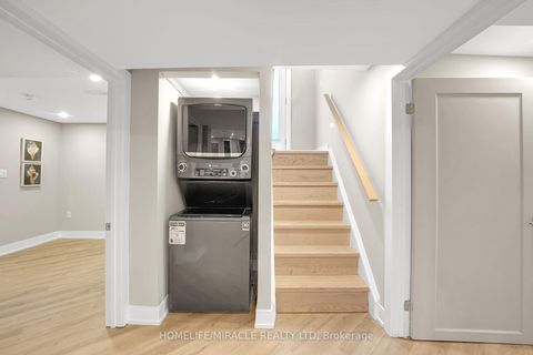 Photo 32 at 125 Elmcrest Road, West Deane, Toronto