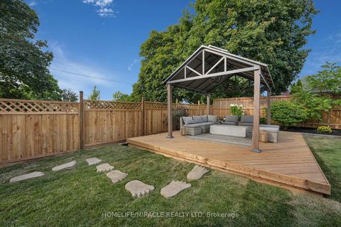 Photo 38 at 125 Elmcrest Road, West Deane, Toronto