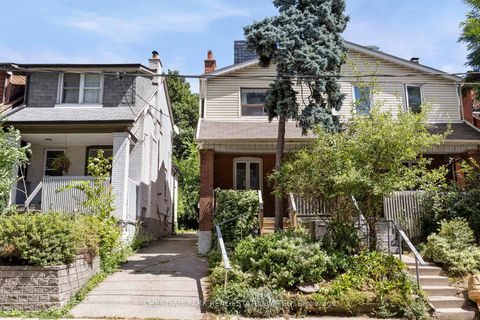 Photo 2 at 23 Edith Drive, Eglinton, Toronto