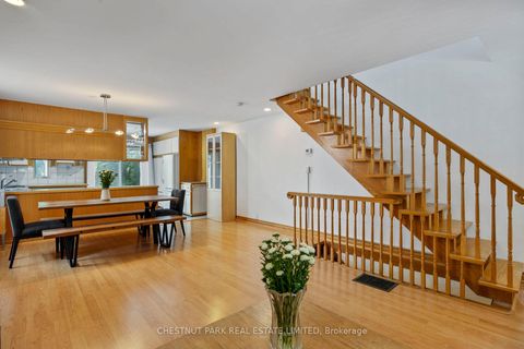 Photo 9 at 23 Edith Drive, Eglinton, Toronto