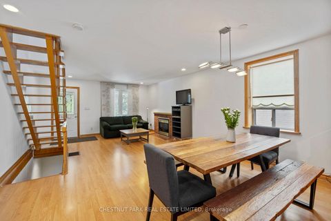Photo 10 at 23 Edith Drive, Eglinton, Toronto