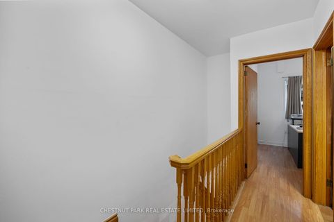 Photo 18 at 23 Edith Drive, Eglinton, Toronto
