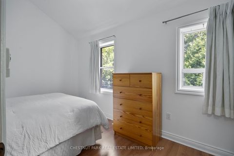 Photo 20 at 23 Edith Drive, Eglinton, Toronto