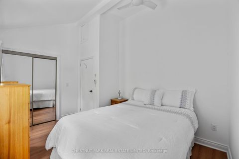 Photo 22 at 23 Edith Drive, Eglinton, Toronto