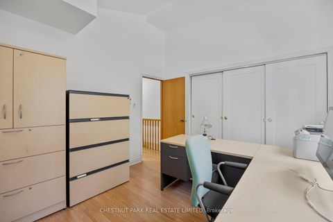 Photo 24 at 23 Edith Drive, Eglinton, Toronto