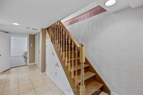 Photo 27 at 23 Edith Drive, Eglinton, Toronto