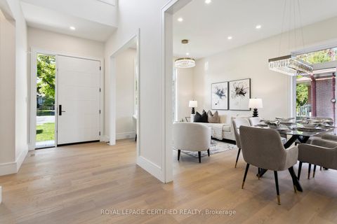 Photo 5 at 2082 Bridge Road, WO West, Oakville