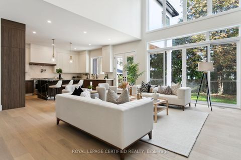 Photo 12 at 2082 Bridge Road, WO West, Oakville