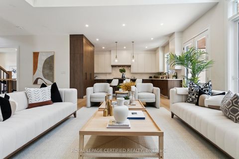 Photo 13 at 2082 Bridge Road, WO West, Oakville