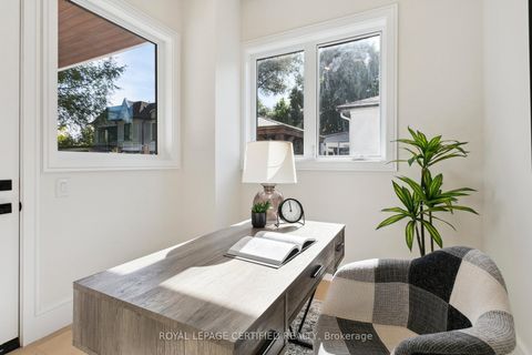 Photo 14 at 2082 Bridge Road, WO West, Oakville