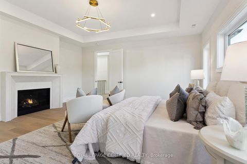 Photo 23 at 2082 Bridge Road, WO West, Oakville