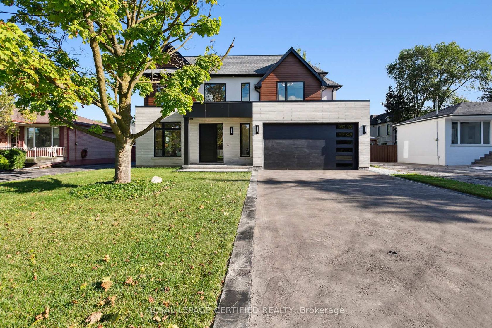 2082 Bridge Road, WO West, Oakville 