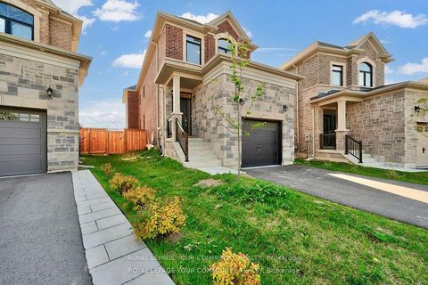 Photo 1 at 243A Andy Crescent, West Woodbridge, Vaughan