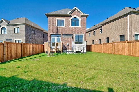 Photo 36 at 243A Andy Crescent, West Woodbridge, Vaughan