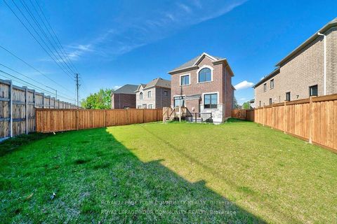 Photo 37 at 243A Andy Crescent, West Woodbridge, Vaughan
