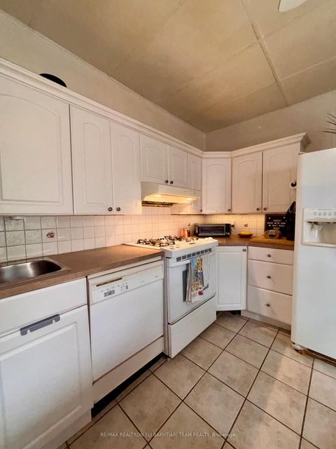 Photo 14 at 43 King Edward Avenue, Lumsden, Toronto