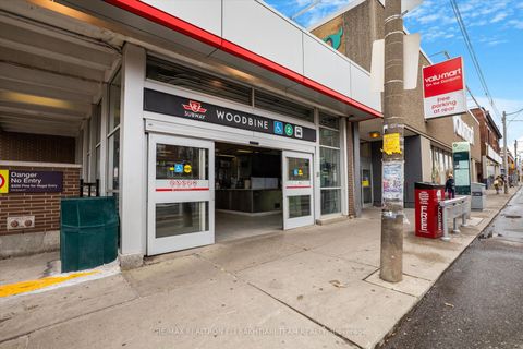 Photo 36 at 43 King Edward Avenue, Lumsden, Toronto