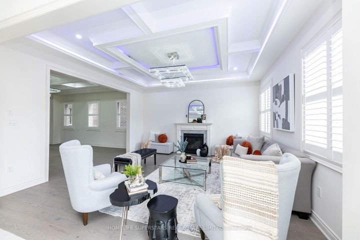 Photo 8 at 211 Granite ridge Trail, Waterdown, Hamilton