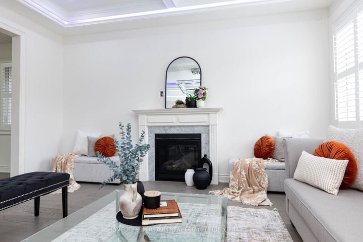 Photo 9 at 211 Granite ridge Trail, Waterdown, Hamilton