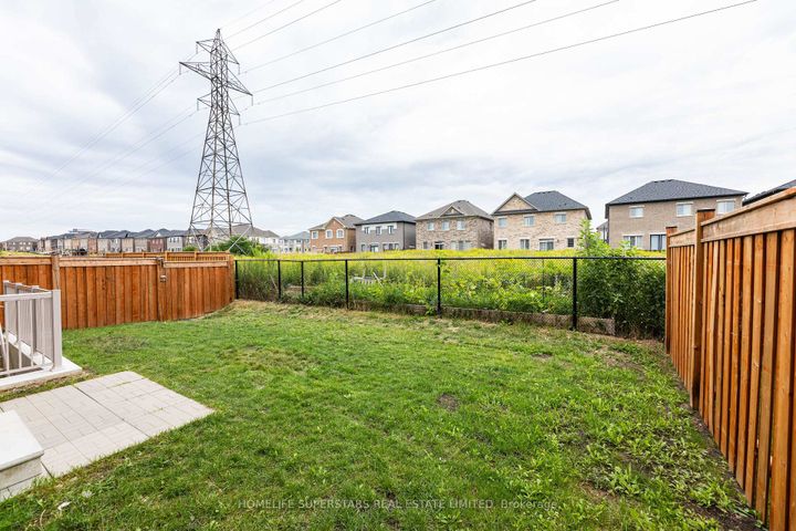 Photo 42 at 211 Granite ridge Trail, Waterdown, Hamilton