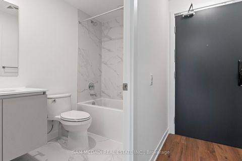 Photo 15 at 819 - 395 Dundas Street, GO Glenorchy, Oakville
