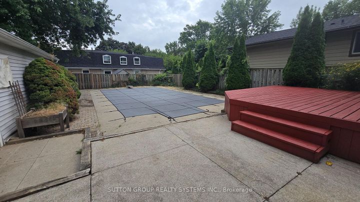 Photo 23 at 2232 Queensway Drive, Freeman, Burlington