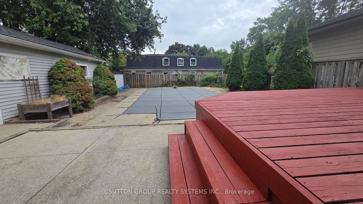 Photo 24 at 2232 Queensway Drive, Freeman, Burlington