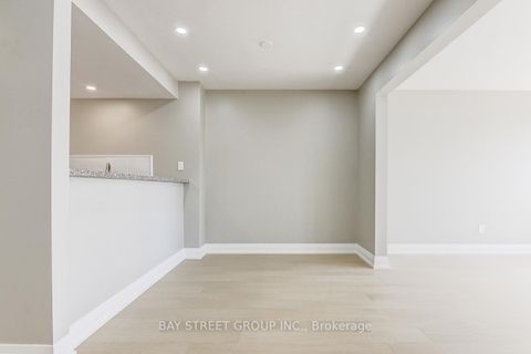 Photo 5 at 17 Newdawn Crescent, Agincourt North, Toronto