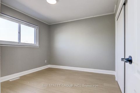 Photo 15 at 17 Newdawn Crescent, Agincourt North, Toronto