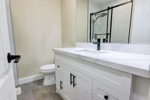 Photo 19 at 17 Newdawn Crescent, Agincourt North, Toronto