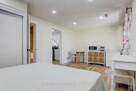 Photo 23 at 17 Newdawn Crescent, Agincourt North, Toronto
