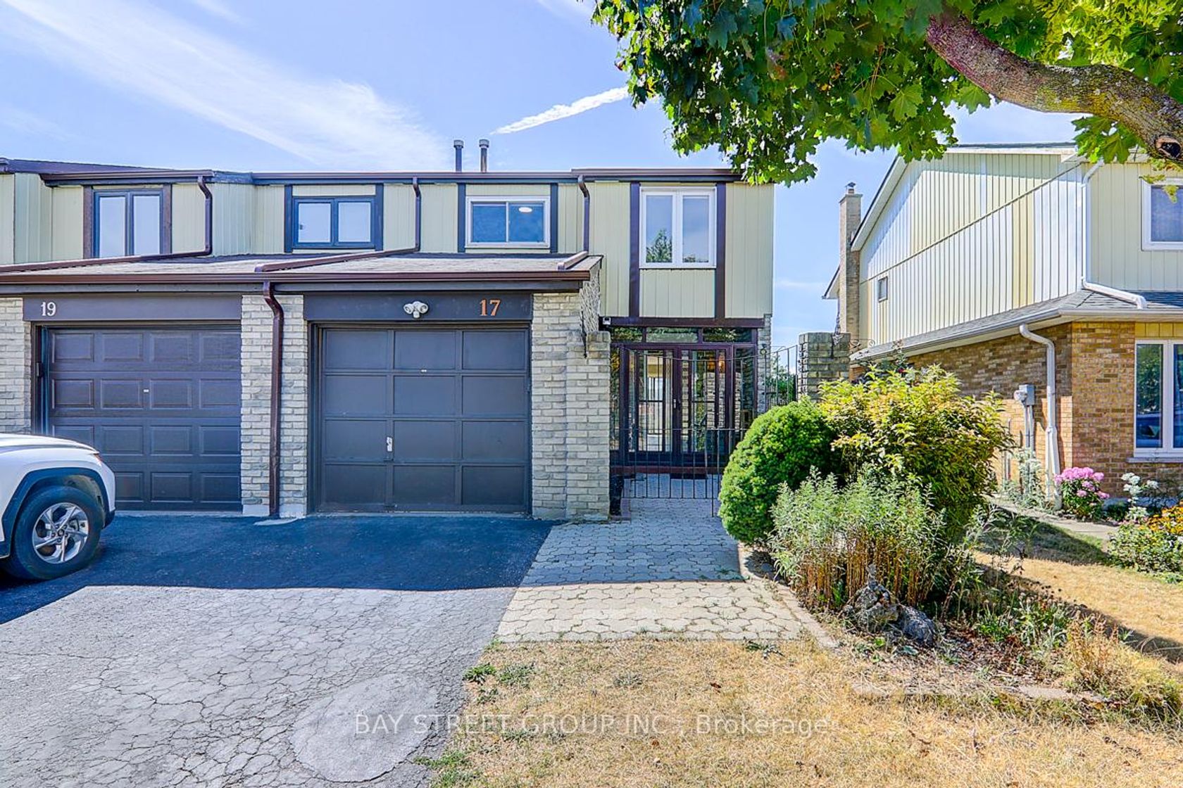 17 Newdawn Crescent, Agincourt North, Toronto 