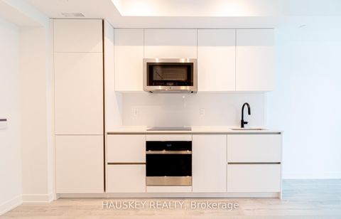 Photo 4 at 3004 - 327 King Street W, Waterfront Communities C1, Toronto