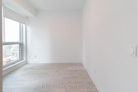Photo 8 at 3004 - 327 King Street W, Waterfront Communities C1, Toronto