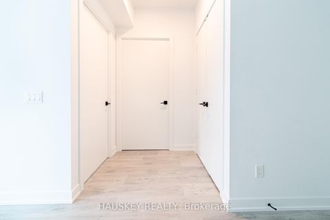 Photo 10 at 3004 - 327 King Street W, Waterfront Communities C1, Toronto