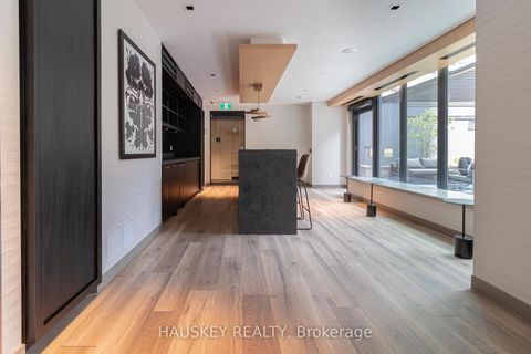 Photo 12 at 3004 - 327 King Street W, Waterfront Communities C1, Toronto